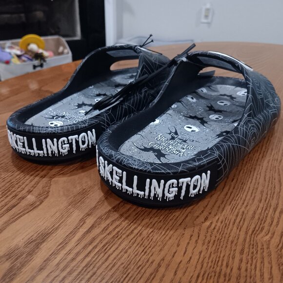 Disney Tim Burton's The Nightmare Before Christmas Halloween Sandals Size 10 - Picture 2 of 4